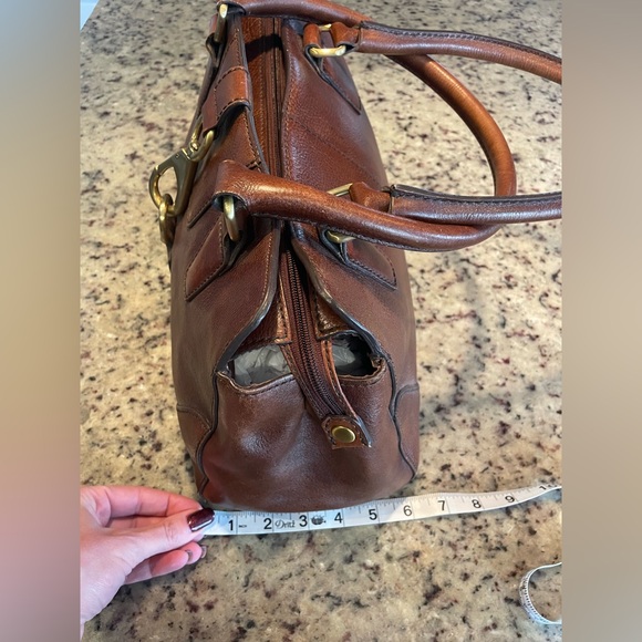 Circa 2000s Wilson’s leather brown satchel - Picture 7 of 9